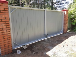 Распашные ворота с ручным управлением - пример 1 фото в Дрожжино