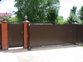 Дистанционное управление с откатными воротами - пример 8 фото в Дрожжино