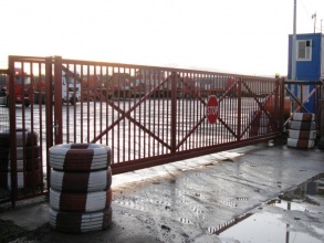 Решетчатые ворота откатные - пример 12 фото в Дрожжино