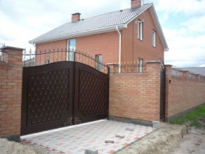  ворота с ручным управлением распашные - пример 6 фото под ключ с установкой